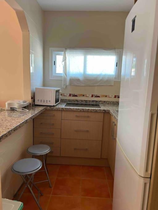 Magnifico Apartamento En La Carihuela, Torremolino ตอร์เรโมลิโนส ภายนอก รูปภาพ