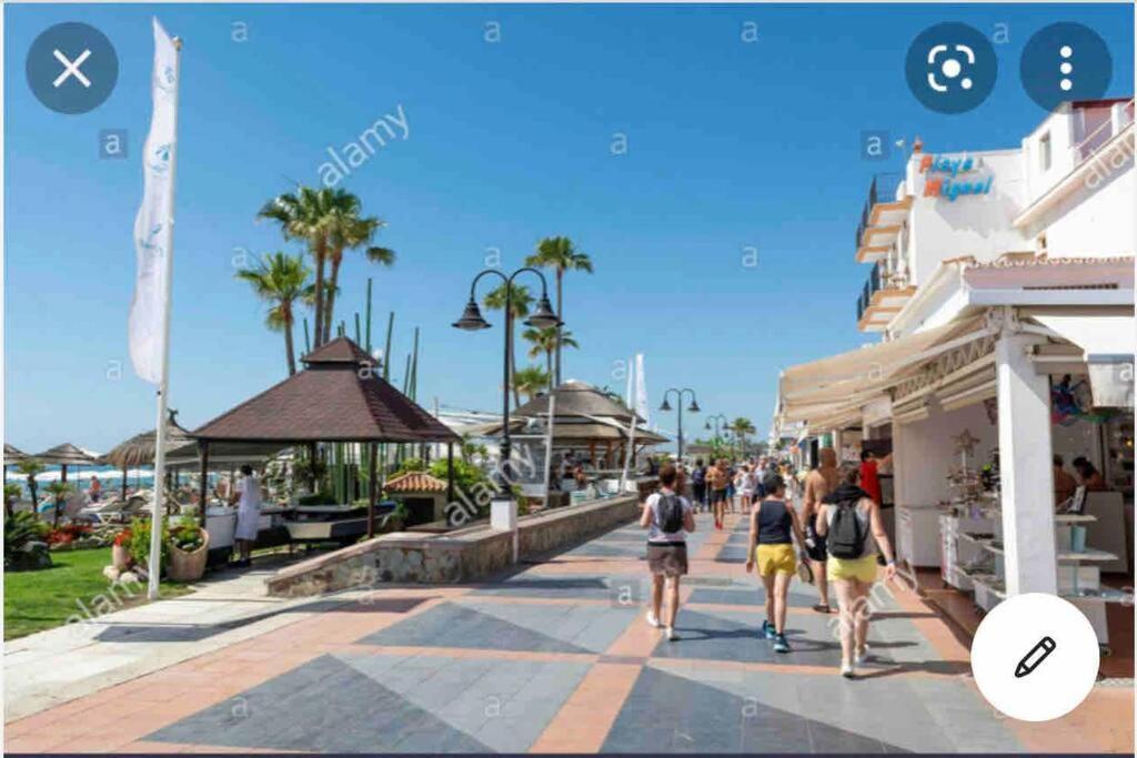 Magnifico Apartamento En La Carihuela, Torremolino ตอร์เรโมลิโนส ภายนอก รูปภาพ